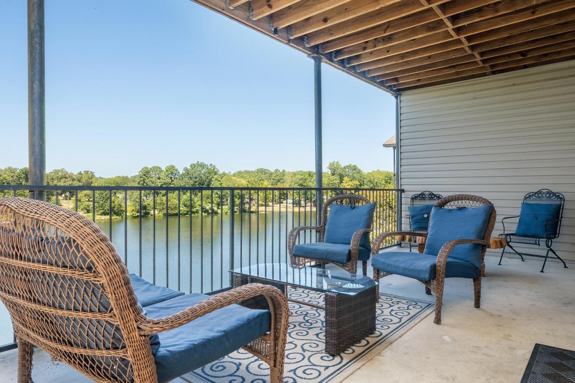 Ember'S View, Spa City Jewel- Lovely Lake Condo Hot Springs Extérieur photo