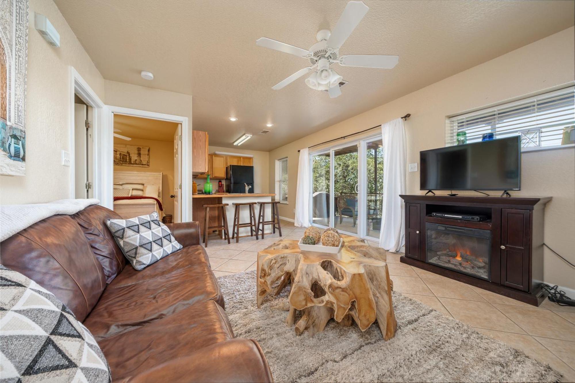 Ember'S View, Spa City Jewel- Lovely Lake Condo Hot Springs Extérieur photo